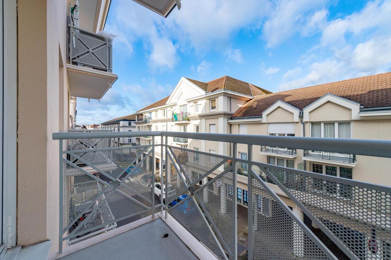Sweet Condo - Fairytale Factory Bussy-Saint-Georges Esterno foto